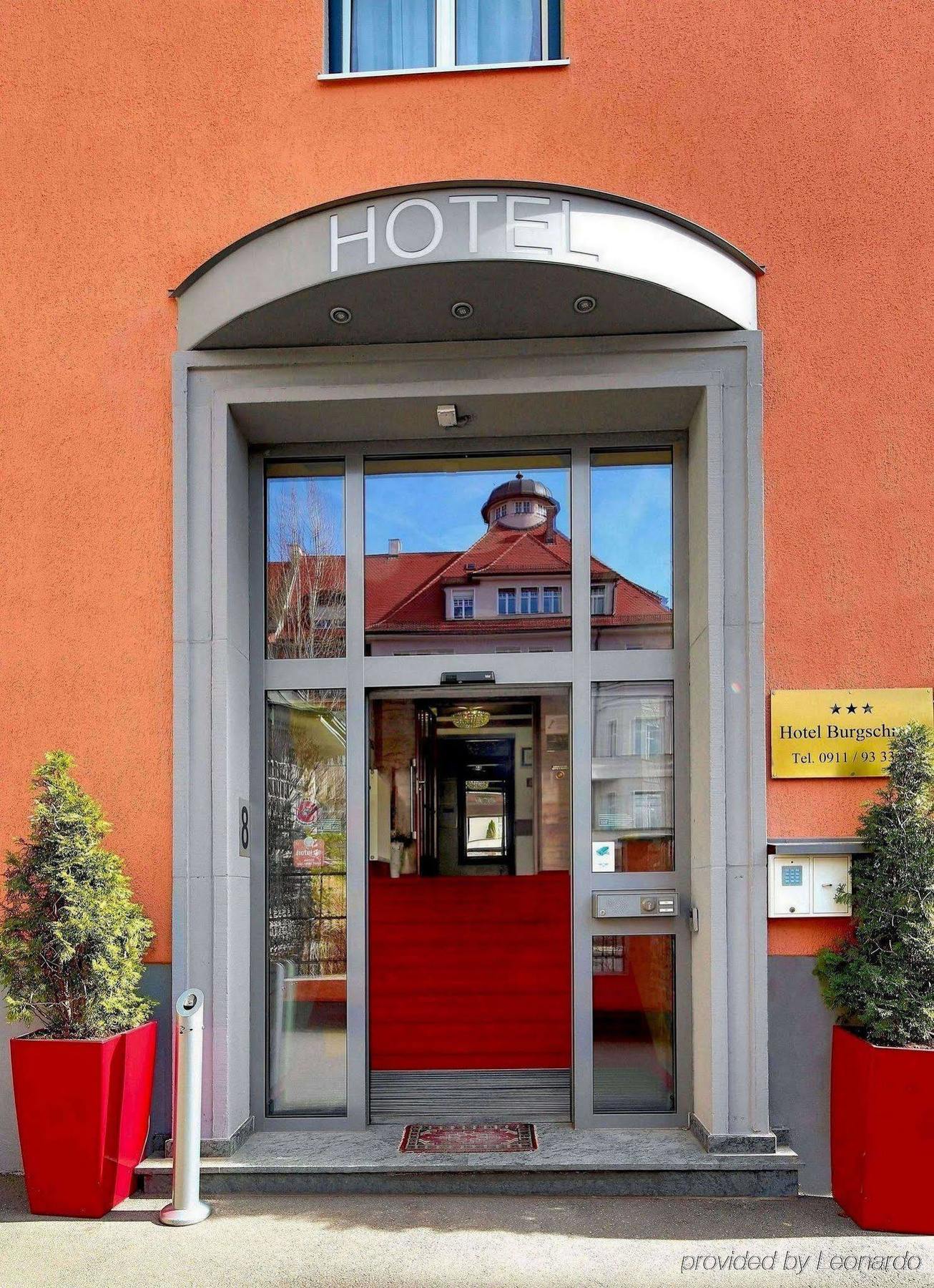 Tiptop Hotel Burgschmiet Garni Nürnberg Exteriör bild